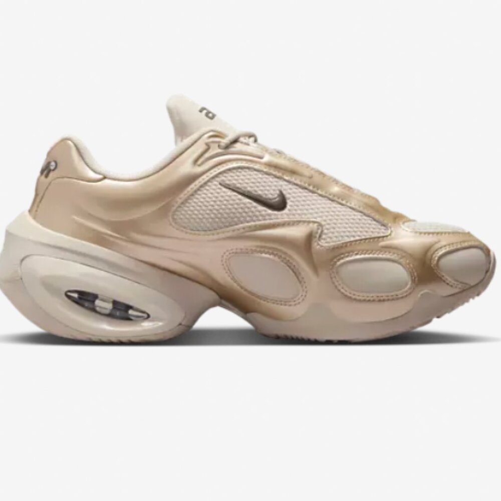 Nike Women’s Sneakers in Champagne and Cream